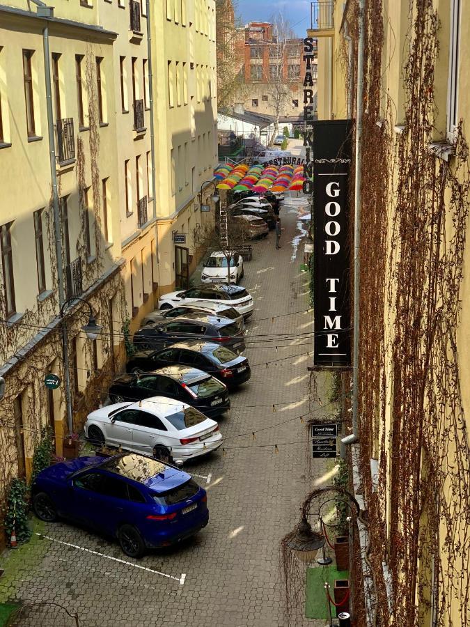 Apartament Szyfonowy By Good Time Лодзь Екстер'єр фото